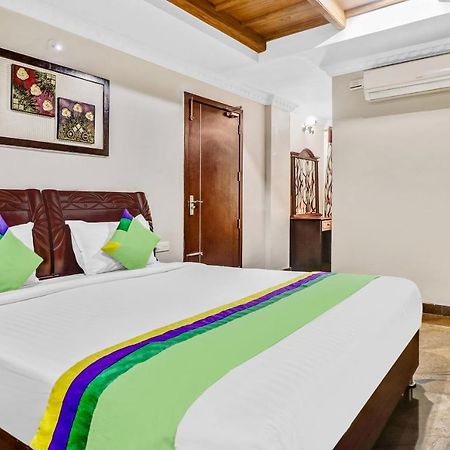 Treebo Symphony Hotels And Resorts Angamally Kizhake Chālakudi Extérieur photo