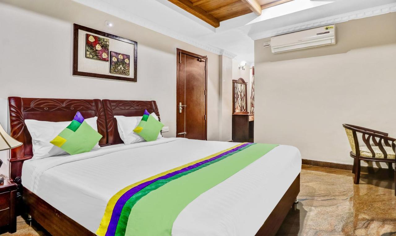 Treebo Symphony Hotels And Resorts Angamally Kizhake Chālakudi Extérieur photo