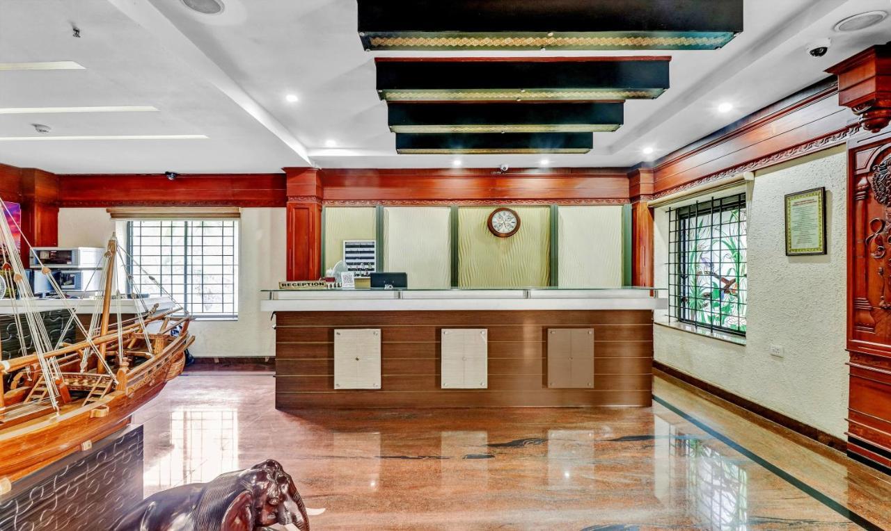 Treebo Symphony Hotels And Resorts Angamally Kizhake Chālakudi Extérieur photo