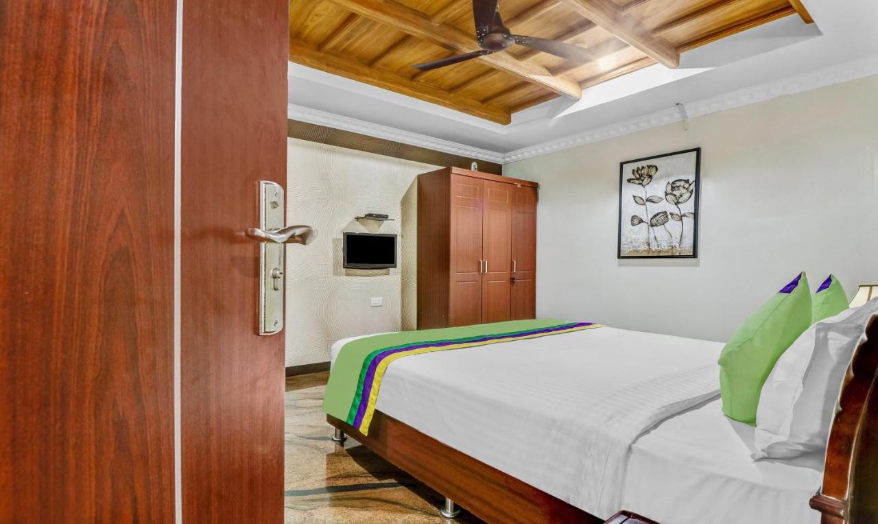 Treebo Symphony Hotels And Resorts Angamally Kizhake Chālakudi Extérieur photo