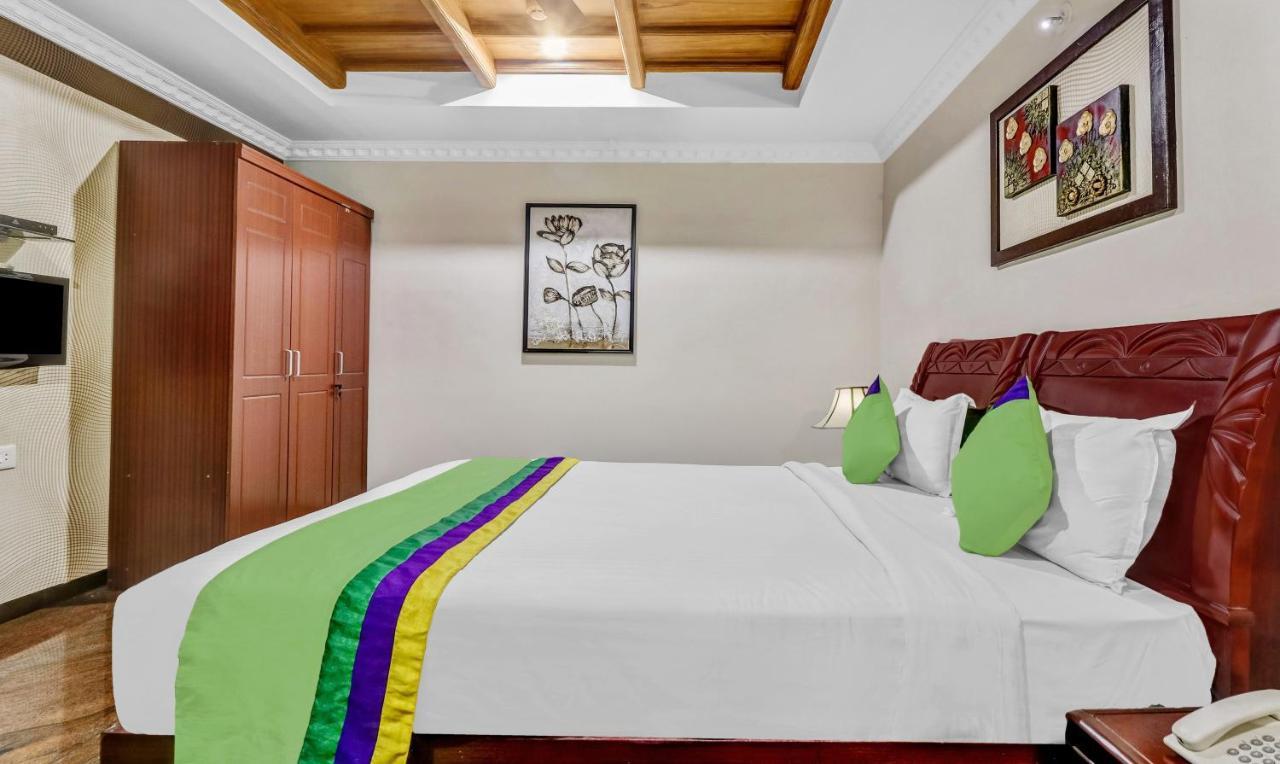 Treebo Symphony Hotels And Resorts Angamally Kizhake Chālakudi Extérieur photo