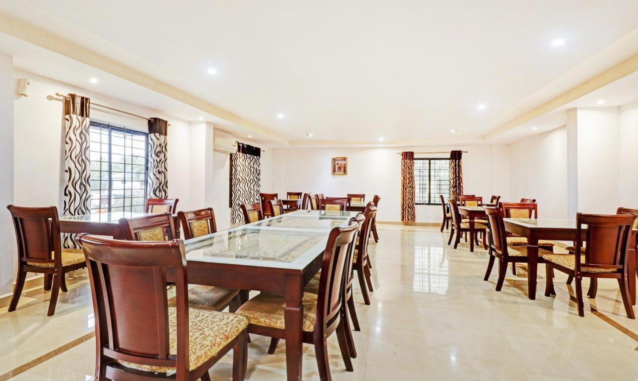 Treebo Symphony Hotels And Resorts Angamally Kizhake Chālakudi Extérieur photo